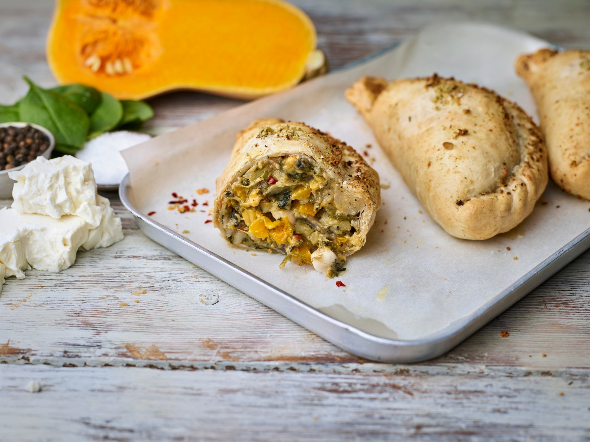 Mixed Box of 20 x Pasties (Meat + Vegan) 283g
